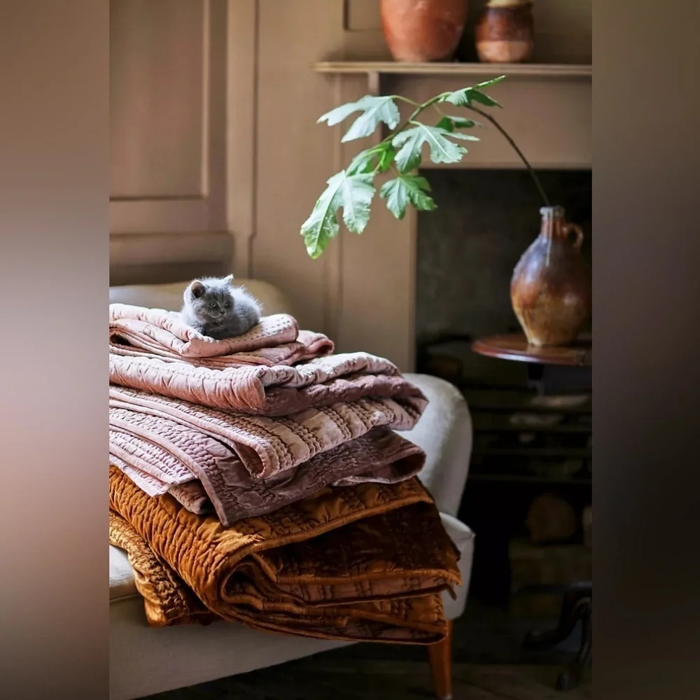 Anthropologie Lustered Velvet Alastair Peach Quilt NWT